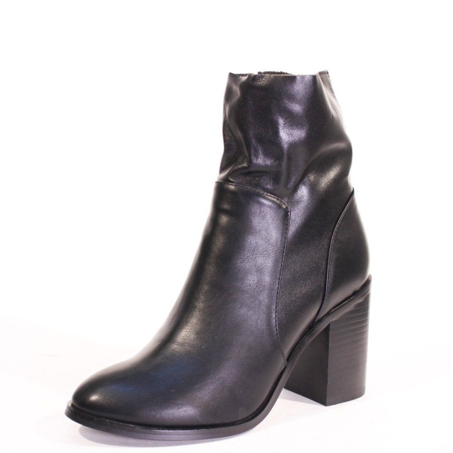 Women Chelsea Crew Booties | Kaya Black