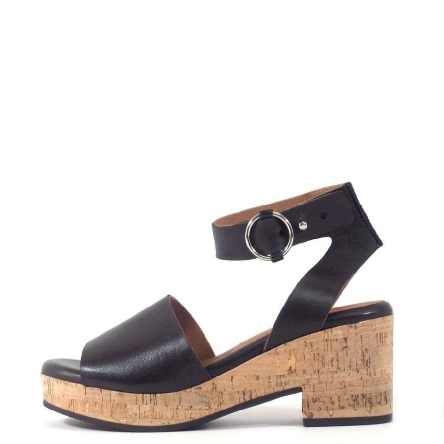 Women Chelsea Crew Heeled Sandals | Bethany Black