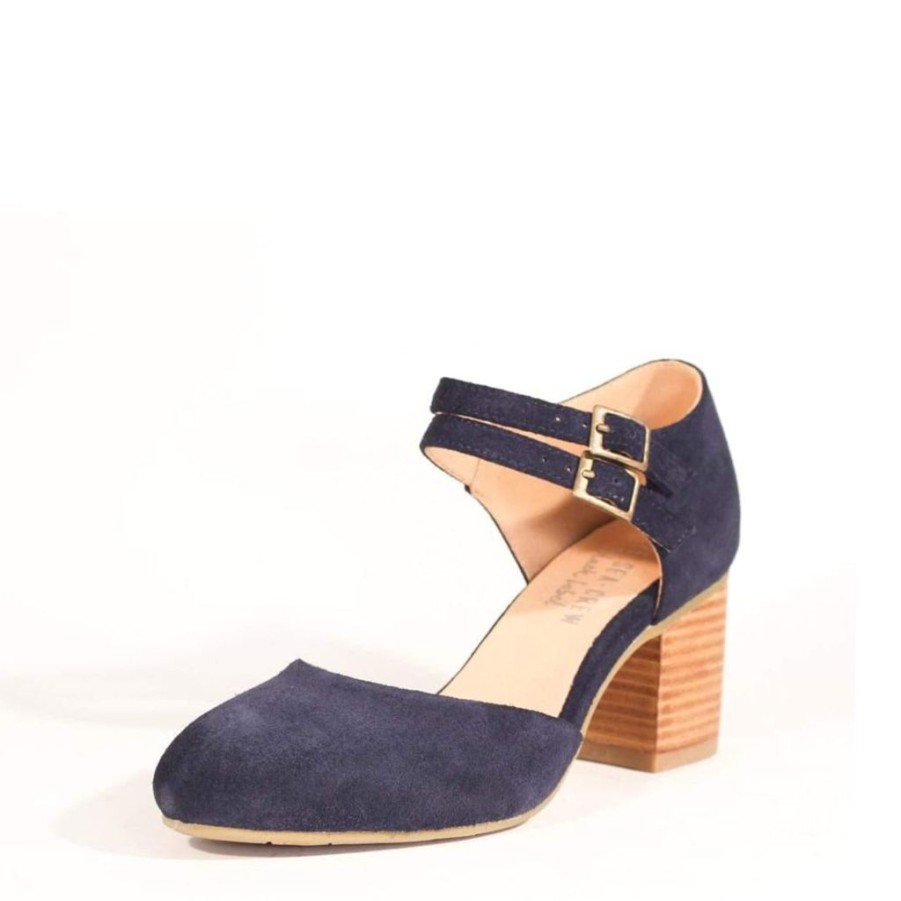 Women Chelsea Crew Close Toe Heels | Duane