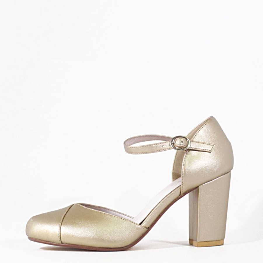 Women Chelsea Crew Close Toe Heels | Tristan Gold