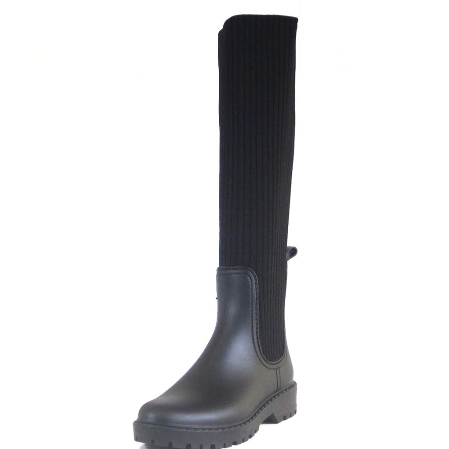 Women Chelsea Crew Tall Boots | Row Black