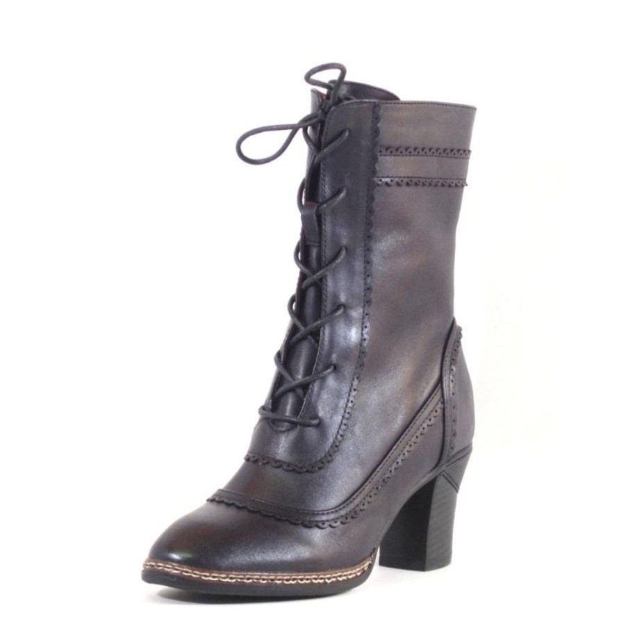 Women Chelsea Crew Vintage Boots | Glimpse