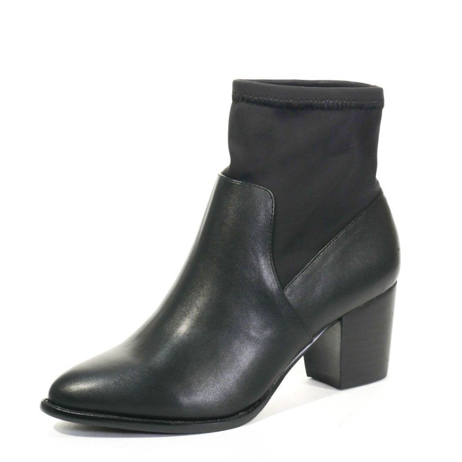 Women Chelsea Crew Booties | Kingston Black