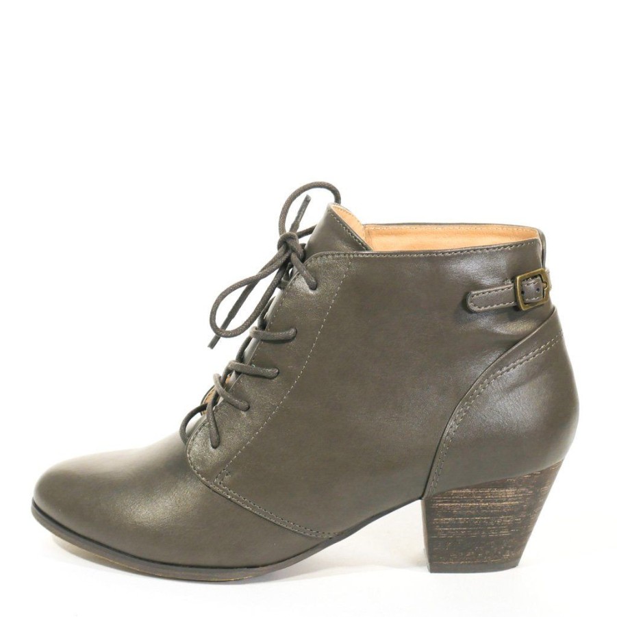 Women Chelsea Crew Booties | Lord Grey