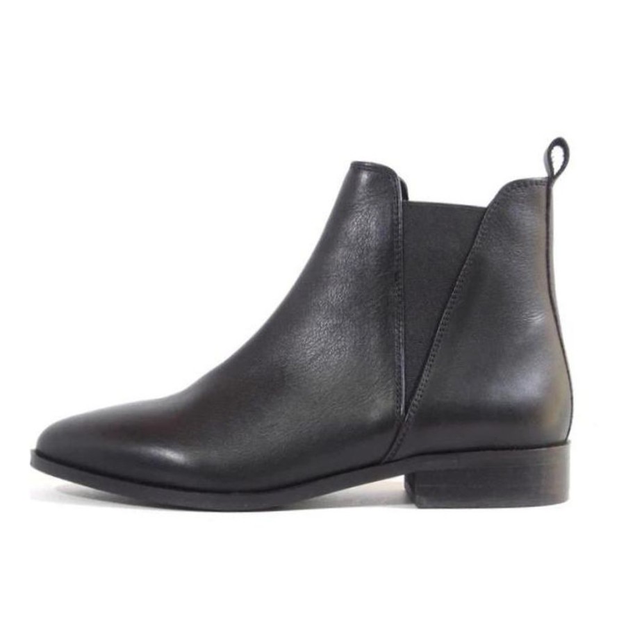 Women Chelsea Crew Ankle Boots | Rollo Black Leather