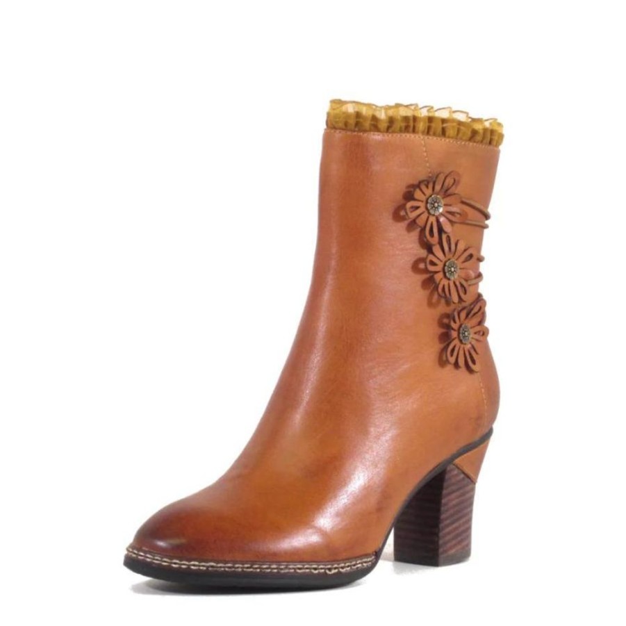 Women Chelsea Crew Vintage Boots | Golan